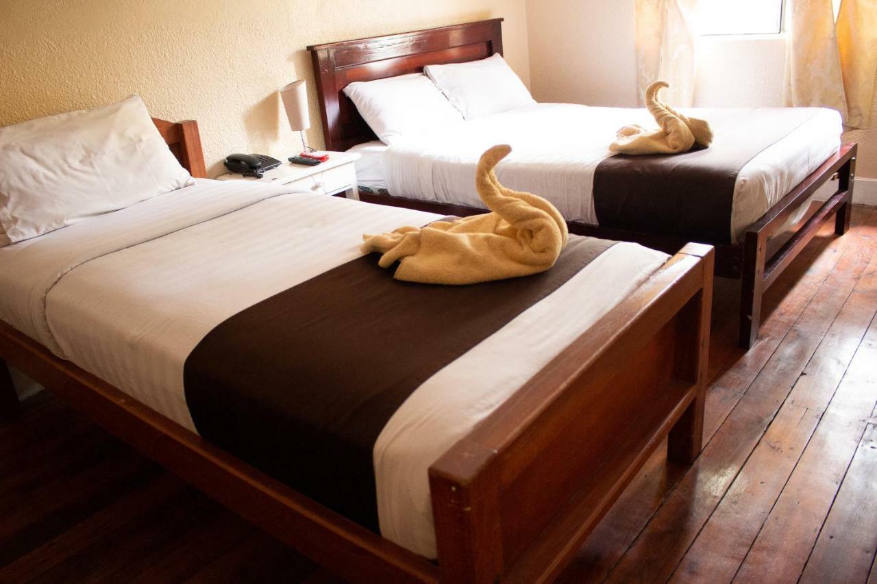 Hostal Loro Verde 키토 외부 사진